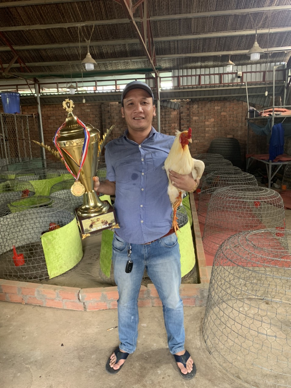 HÌNH ẢNH VINH QUANG ĐOẠT CÚP VÔ ĐỊCH (TT) 15/12/2019